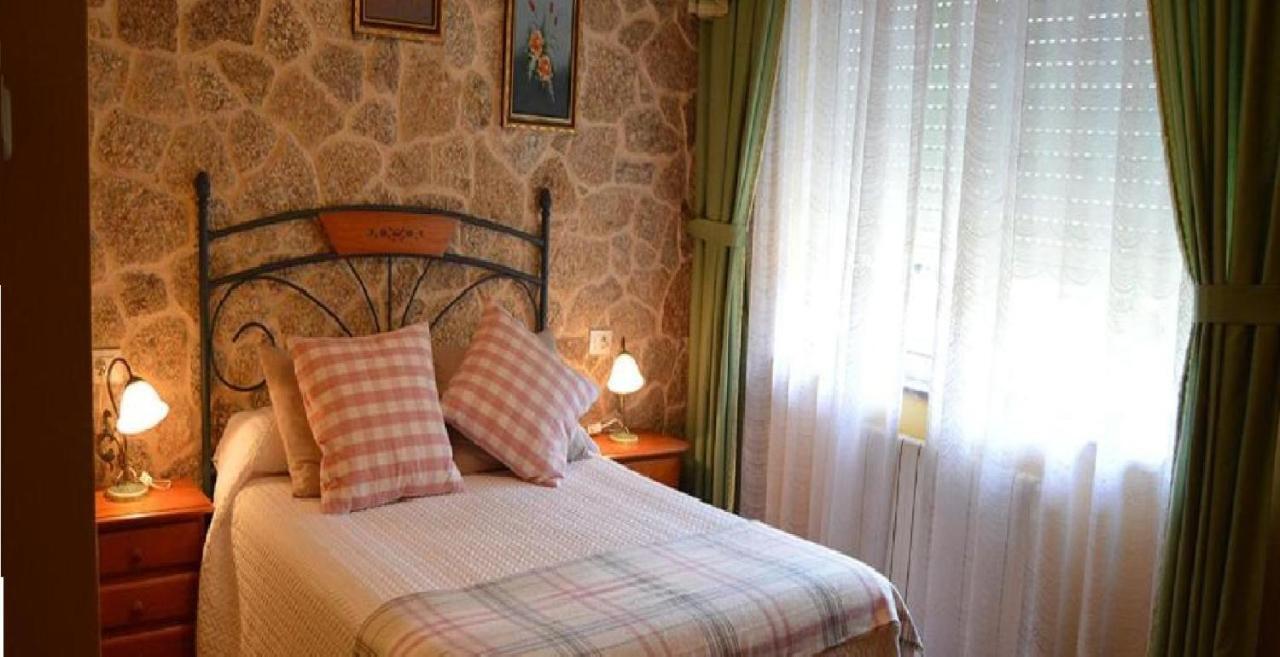 Lires Casa Jesus Turismo Rural מראה חיצוני תמונה